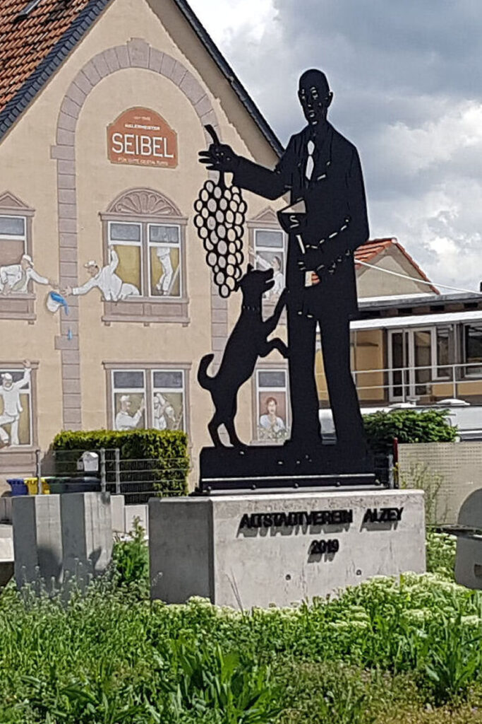 Scheukreisel
Berliner Straße, Alzey
Stahlschnitt, 2019